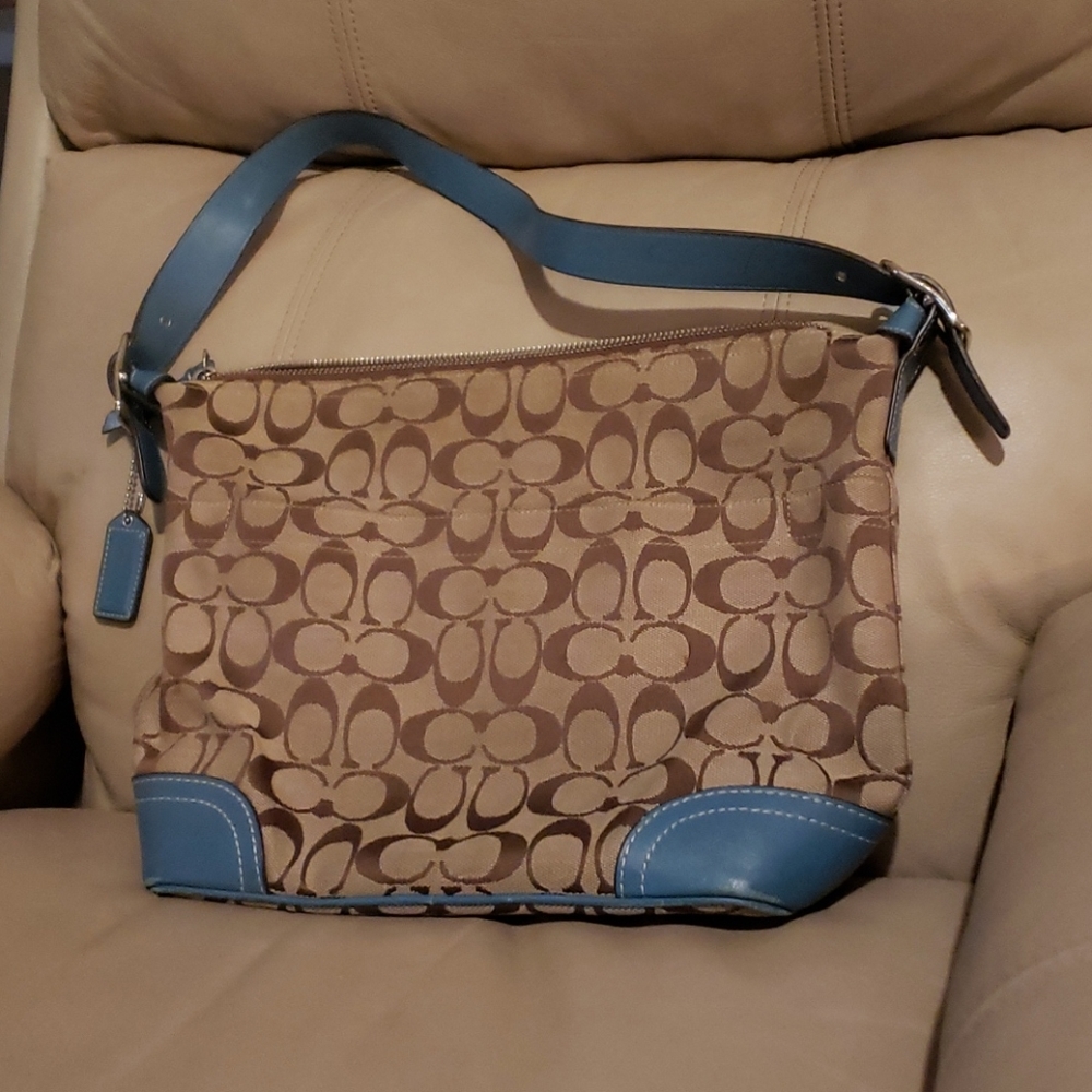 Hampton Signature Tote Coach shoulder bag